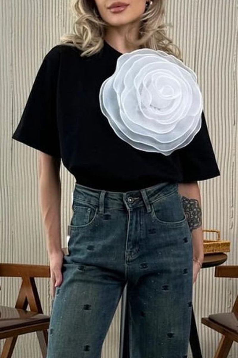 Casual Sweet Solid Flowers O Neck T-Shirts(4 Colors)