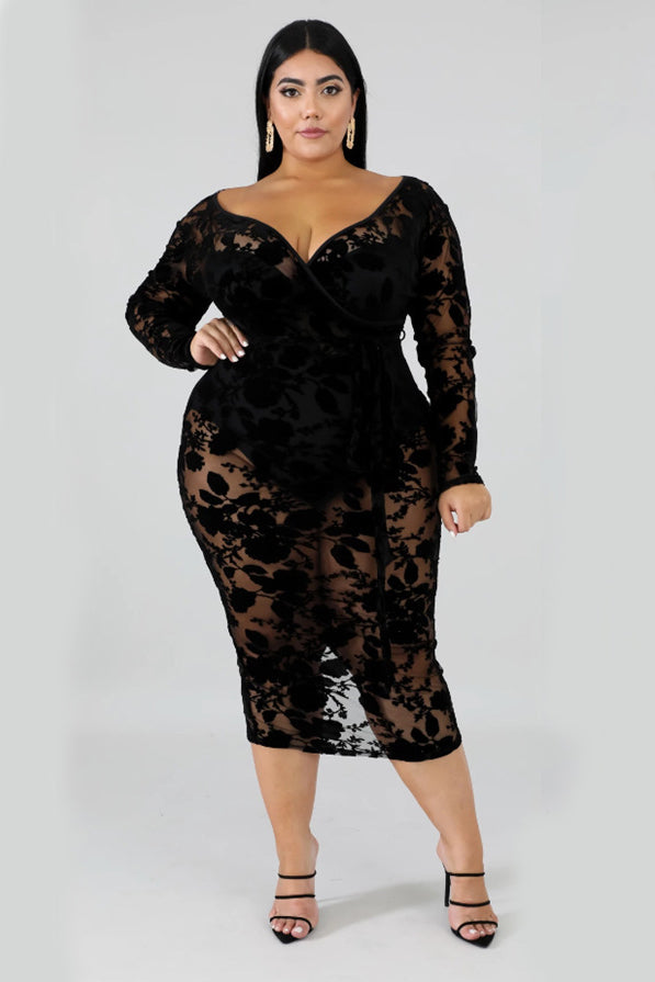 Sexy Plus Size Long Sleeve Lace Cocktail Dress 